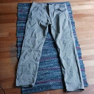 Lucky Brand Men's slim straight khakis. 30w 30l